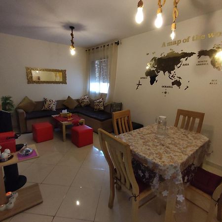 Beautiful Ground-Floor Apartment With Portable Air Conditioning, Parking, And Free Wi-Fi Казабланка Екстериор снимка