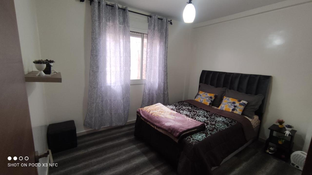 Beautiful Ground-Floor Apartment With Portable Air Conditioning, Parking, And Free Wi-Fi Казабланка Екстериор снимка