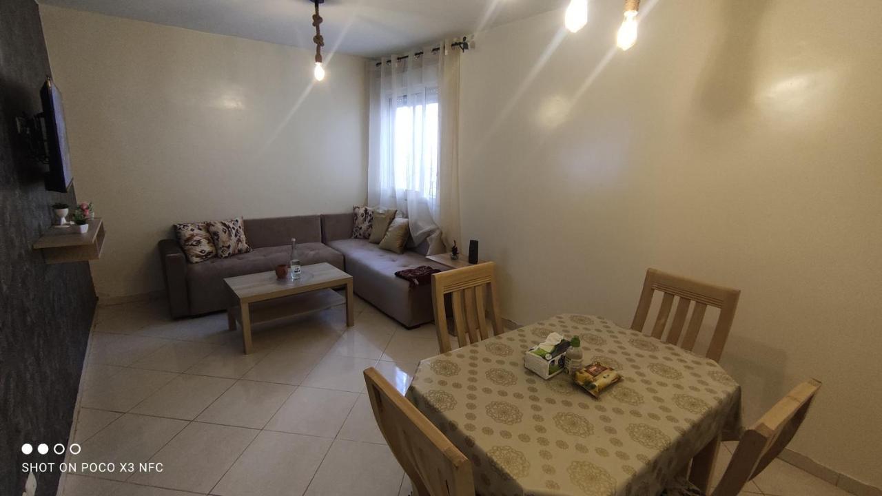 Beautiful Ground-Floor Apartment With Portable Air Conditioning, Parking, And Free Wi-Fi Казабланка Екстериор снимка