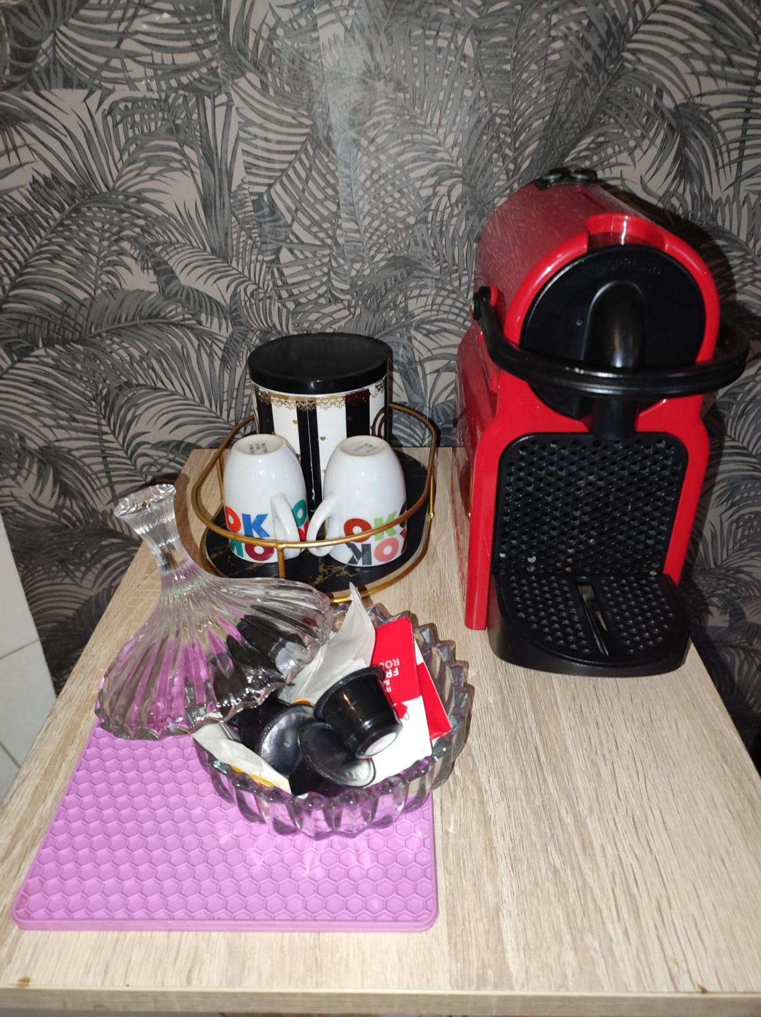 Beautiful Ground-Floor Apartment With Portable Air Conditioning, Parking, And Free Wi-Fi Казабланка Екстериор снимка