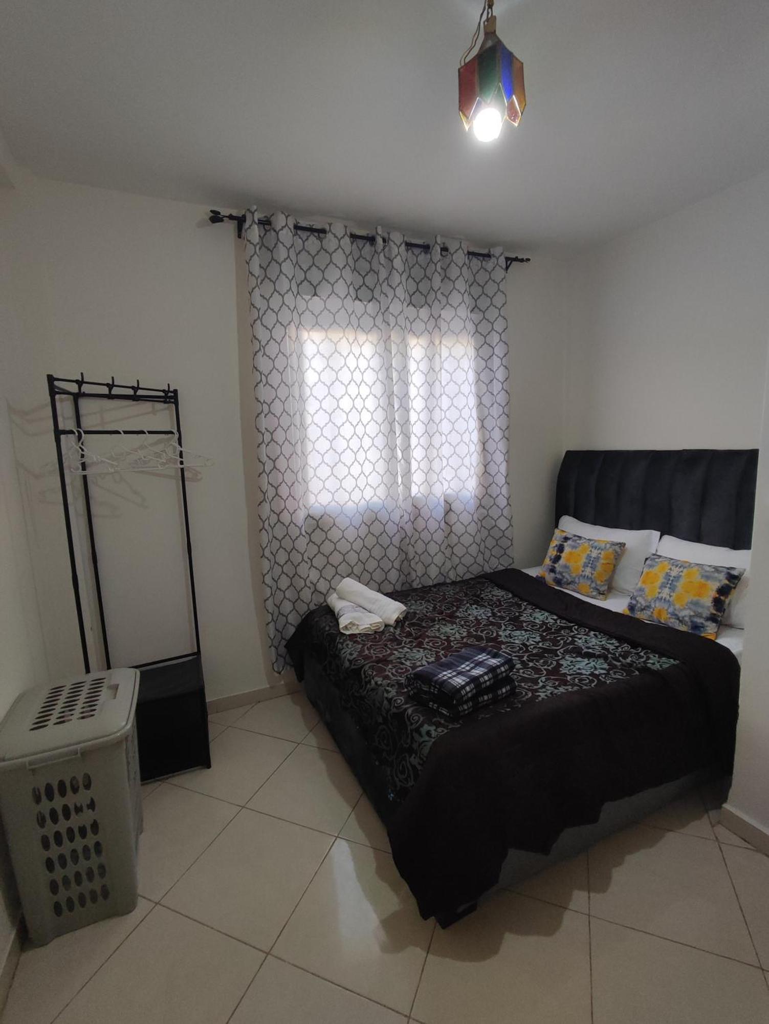 Beautiful Ground-Floor Apartment With Portable Air Conditioning, Parking, And Free Wi-Fi Казабланка Екстериор снимка